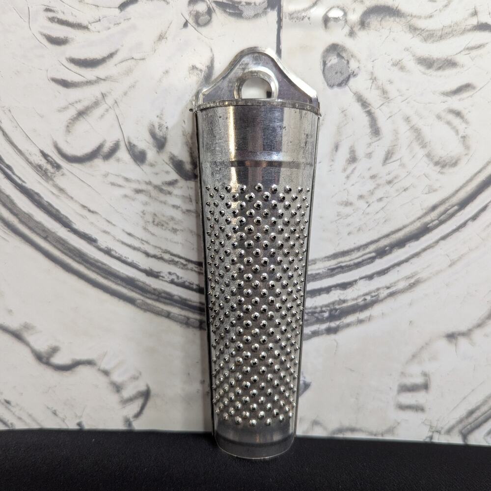 Vintage Half Round Spice Grater,  Cottagecore, Vintage Kitchen, Pre-Owned